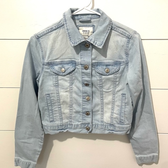 FOREVER 21 Small Blue Denim Trucker Solid Light Wash Jacket - Picture 1 of 2